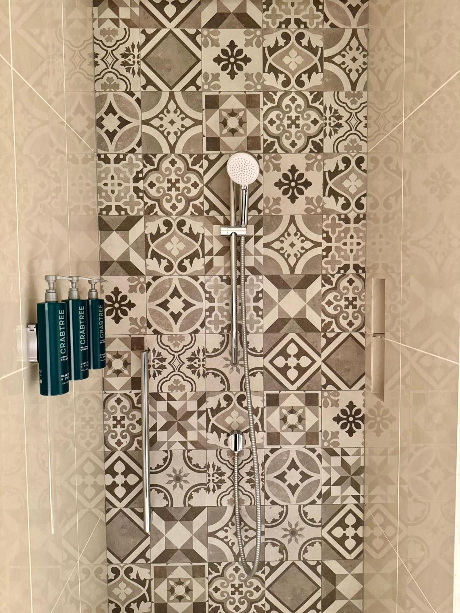 Palm Springs Hotel ディリ エクステリア 写真